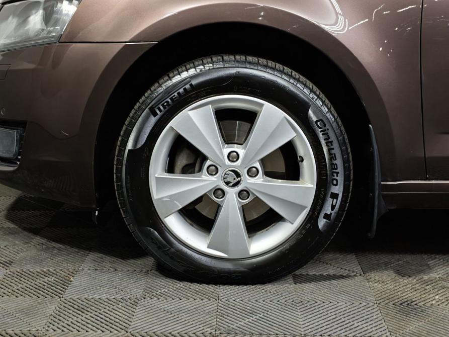 Skoda Octavia III (A7) Москва  - изображение 9