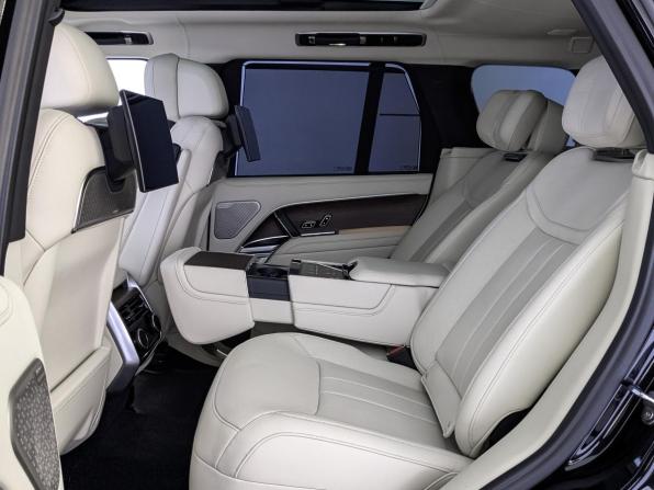 Land Rover Range Rover V с пробегом 2023 года, цена 17 490 000 рублей, 44000 км, внедорожник, Автокод Объявления
