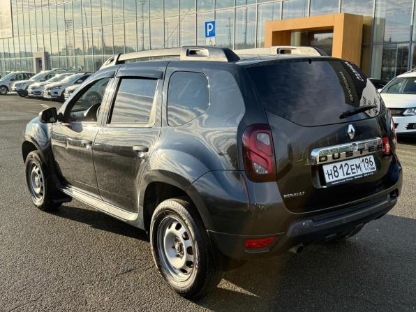 Renault Duster I Рестайлинг с пробегом 2015 года, цена 789 000 рублей, 230000 км, внедорожник, Автокод Объявления