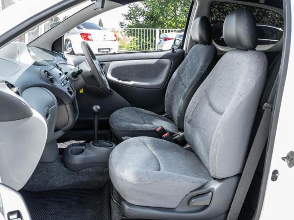 Toyota Vitz I (P10) с пробегом 2000 года, цена 456 000 рублей, 90152 км, хэтчбек, Автокод Объявления