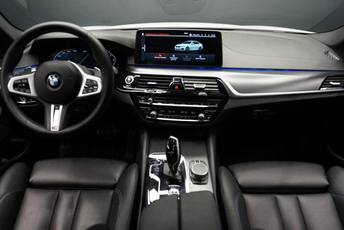 BMW 5 серии VII (G30/G31/G38) Рестайлинг с пробегом 2021 года, цена 4 390 000 рублей, 158331 км, седан, Автокод Объявления