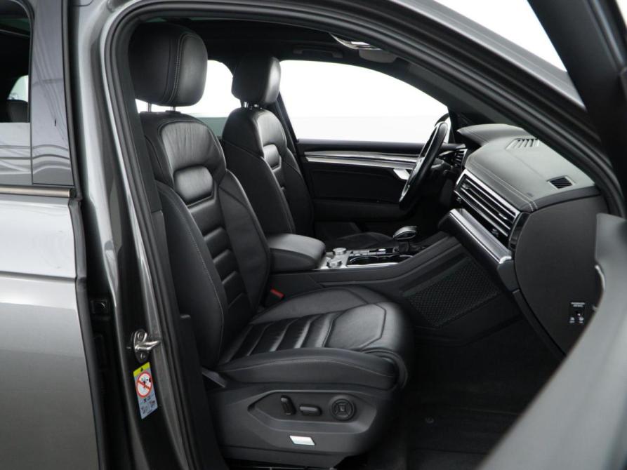 Volkswagen Touareg III Москва  - изображение 9