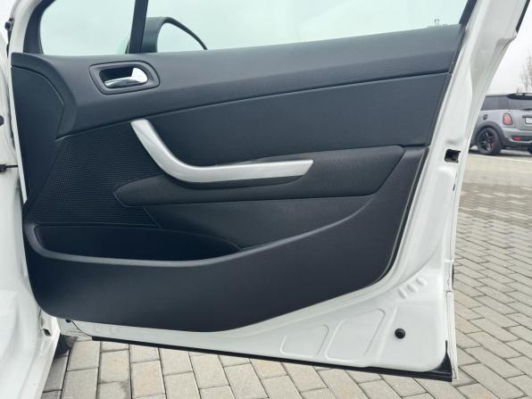 Peugeot 308 I с пробегом 2008 года, цена 450 000 рублей, 202000 км, хэтчбек, Автокод Объявления