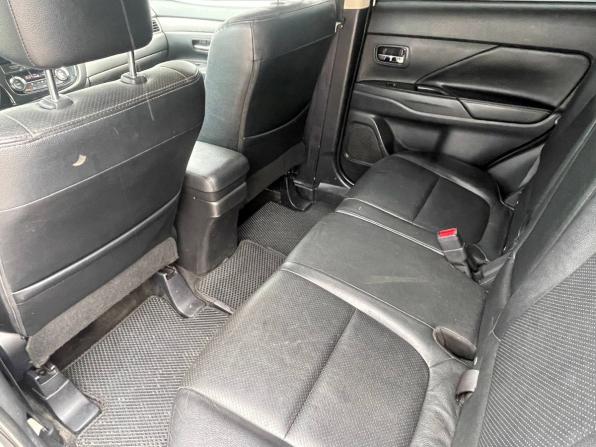 Mitsubishi Outlander III Рестайлинг 2 с пробегом 2015 года, цена 1 720 000 рублей, 185720 км, внедорожник, Автокод Объявления