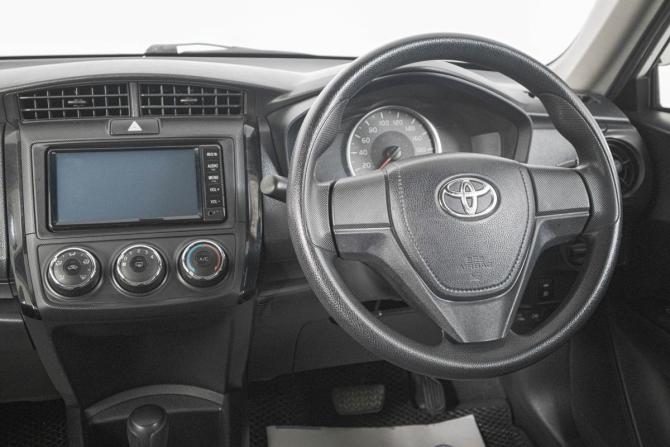 Toyota Corolla XI (E160 E170 E180) Рестайлинг 1 с пробегом 2017 года, цена 1 149 000 рублей, 120000 км, седан, Автокод Объявления