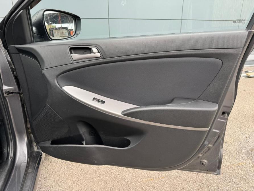 Hyundai Solaris I Рестайлинг Ростов-на-Дону  - изображение 18