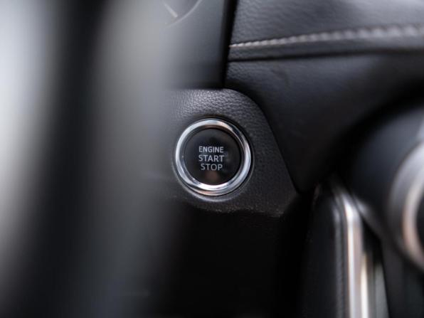 Toyota RAV4 V (XA50) с пробегом 2020 года, цена 3 699 000 рублей, 59131 км, внедорожник, Автокод Объявления