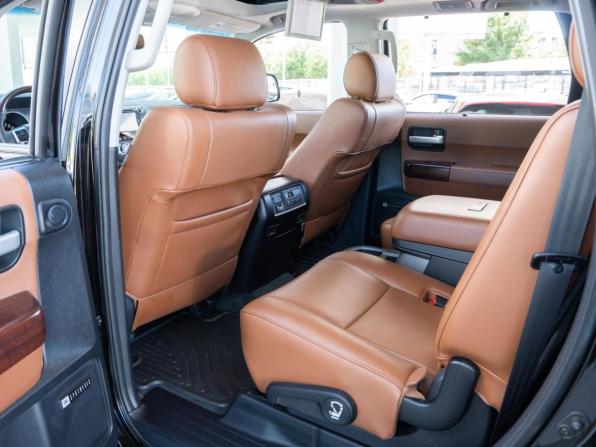 Toyota Sequoia II с пробегом 2014 года, цена 11 850 000 рублей, 6553 км, внедорожник, Автокод Объявления
