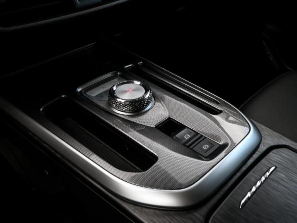 Haval Jolion I Рестайлинг с пробегом 2023 года, цена 1 920 000 рублей, 38015 км, внедорожник, Автокод Объявления