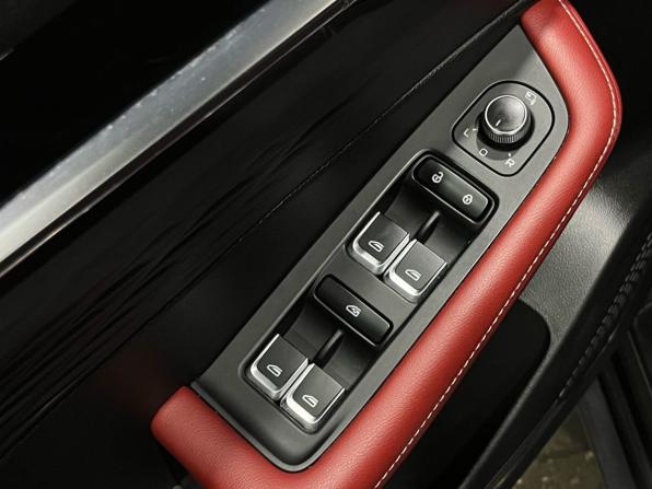 Geely Coolray I Рестайлинг с пробегом 2023 года, цена 1 950 000 рублей, 38075 км, внедорожник, Автокод Объявления