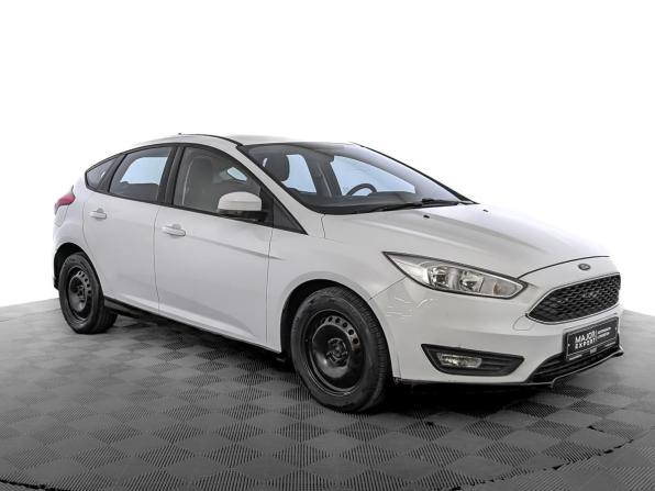Ford Focus III Рестайлинг с пробегом 2018 года, цена 1 095 000 рублей, 118079 км, хэтчбек, Автокод Объявления