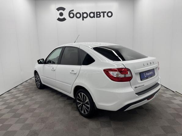 Lada (ВАЗ) Granta I Рестайлинг с пробегом 2024 года, цена 1 040 000 рублей, 31809 км, лифтбек, Автокод Объявления