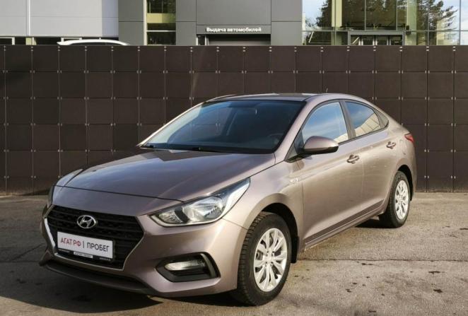 Hyundai Solaris II с пробегом 2018 года, цена 1 072 000 рублей, 160900 км, седан, Автокод Объявления