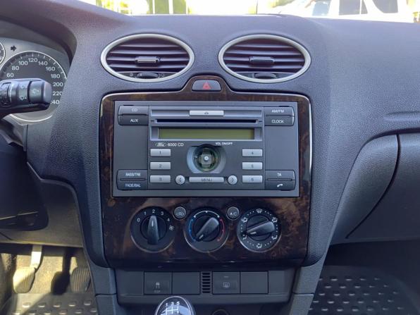 Ford Focus II с пробегом 2007 года, цена 275 000 рублей, 241618 км, седан, Автокод Объявления