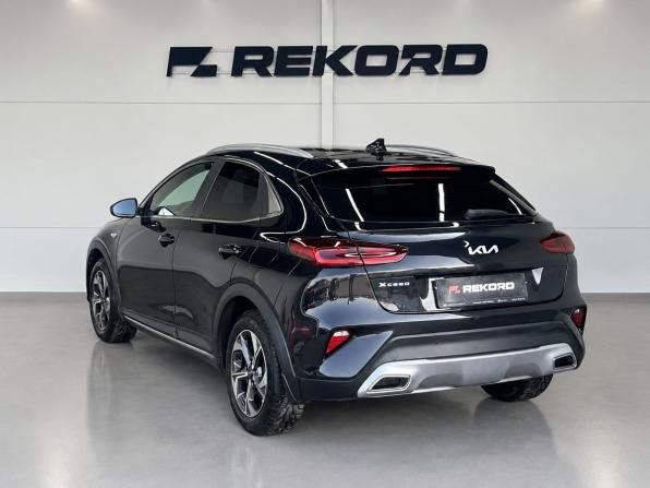Kia XCeed I с пробегом 2021 года, цена 2 499 000 рублей, 89800 км, хэтчбек, Автокод Объявления