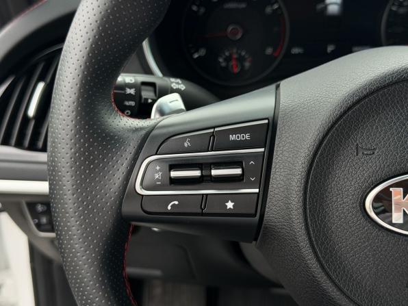 Kia Stinger I с пробегом 2021 года, цена 3 600 000 рублей, 66695 км, лифтбек, Автокод Объявления