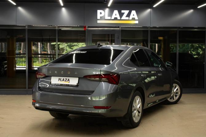 Skoda Octavia IV (A8) с пробегом 2021 года, цена 2 399 000 рублей, 126828 км, лифтбек, Автокод Объявления