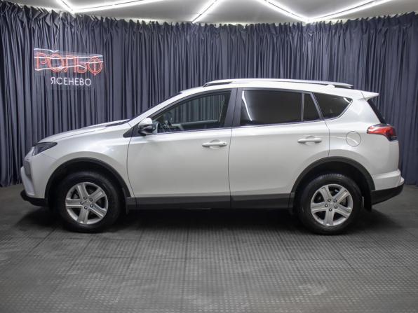 Toyota RAV4 IV (XA40) Рестайлинг с пробегом 2018 года, цена 2 149 000 рублей, 209573 км, внедорожник, Автокод Объявления
