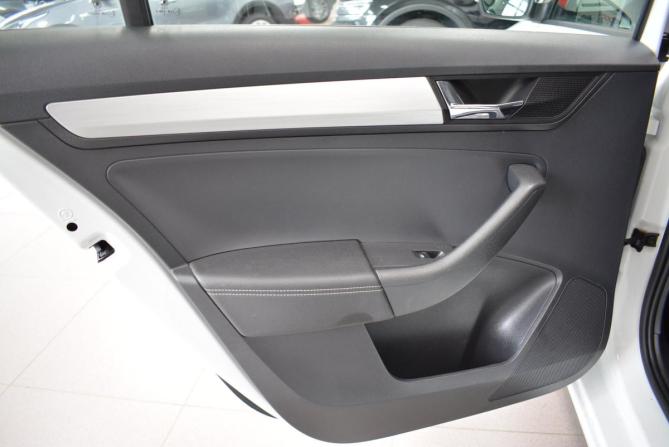 Skoda Rapid I Рестайлинг с пробегом 2019 года, цена 1 399 000 рублей, 46000 км, лифтбек, Автокод Объявления