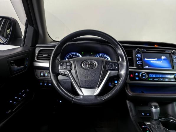 Toyota Highlander III (XU50) с пробегом 2014 года, цена 2 777 000 рублей, 180117 км, внедорожник, Автокод Объявления