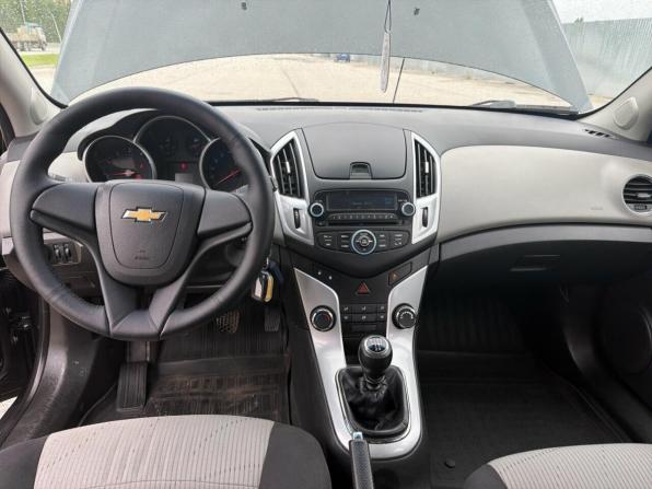 Chevrolet Cruze I Рестайлинг с пробегом 2013 года, цена 750 000 рублей, 98390 км, седан, Автокод Объявления
