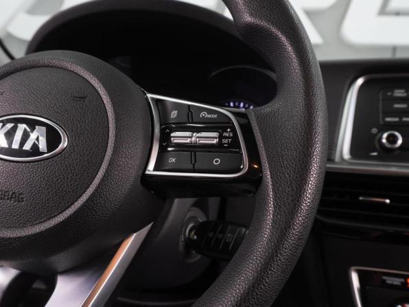 Kia Optima IV Рестайлинг с пробегом 2019 года, цена 1 699 000 рублей, 135050 км, седан, Автокод Объявления