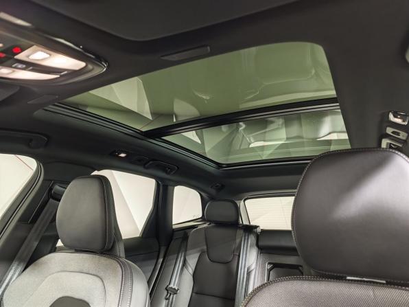 Volvo XC60 II Рестайлинг с пробегом 2025 года, цена 5 850 000 рублей, 4938 км, внедорожник, Автокод Объявления