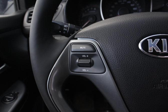 Kia Rio III Рестайлинг с пробегом 2015 года, цена 1 005 000 рублей, 167894 км, седан, Автокод Объявления