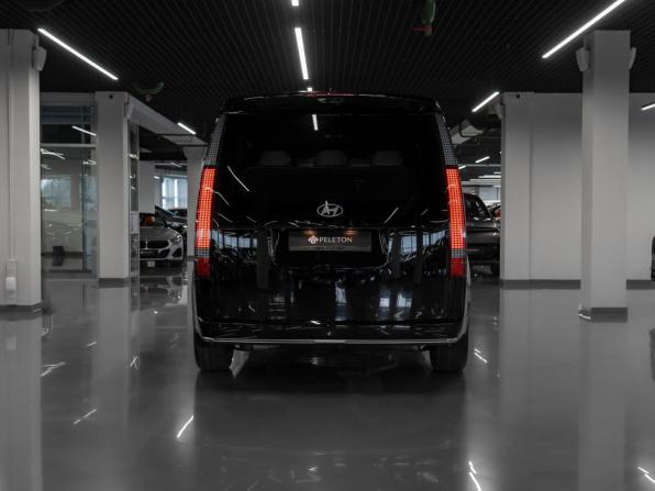 Hyundai Staria I Рестайлинг с пробегом 2026 года, цена 7 400 000 рублей, 15 км, минивэн, Автокод Объявления