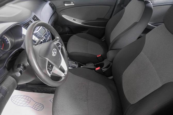 Hyundai Solaris I с пробегом 2013 года, цена 859 000 рублей, 144500 км, седан, Автокод Объявления