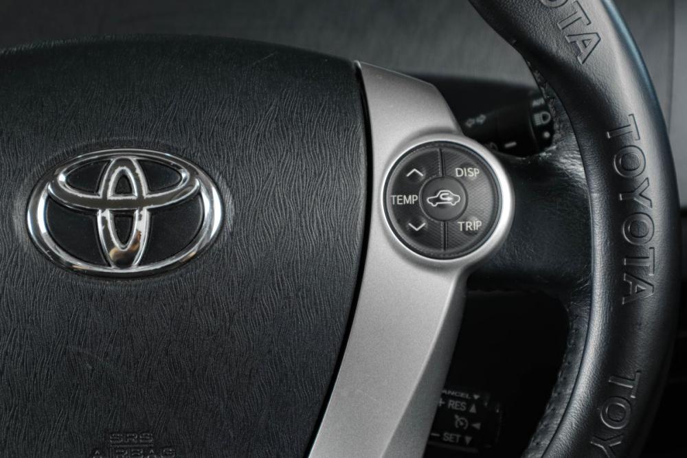 Toyota Prius III Рестайлинг (XW30) Тюмень  - изображение 16