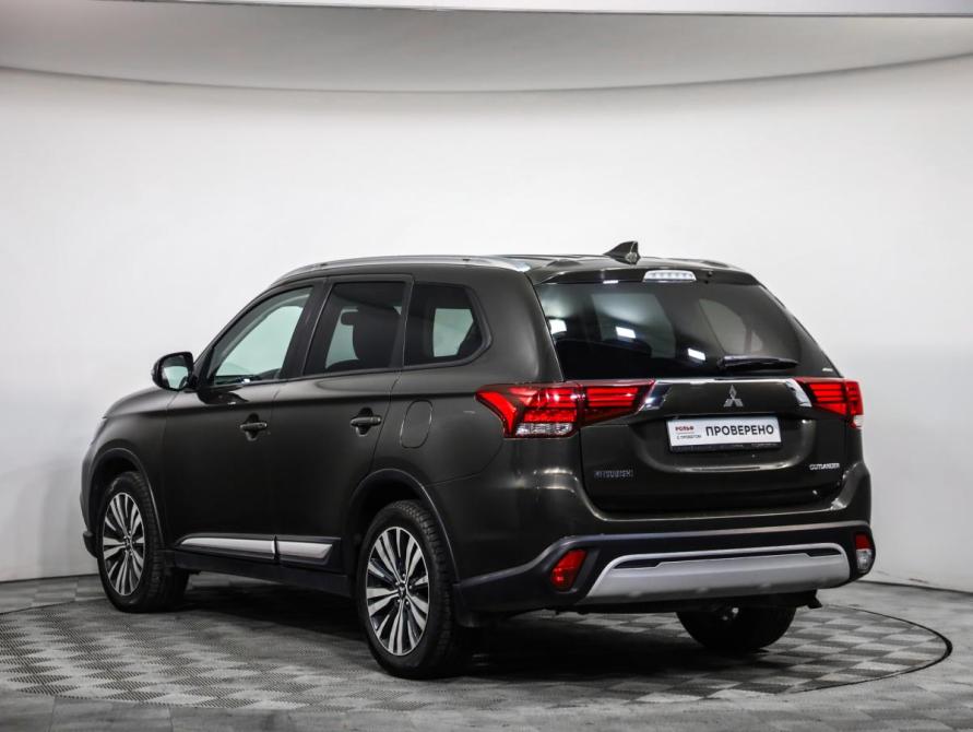 Mitsubishi Outlander III Рестайлинг 3 Санкт-Петербург  - изображение 7