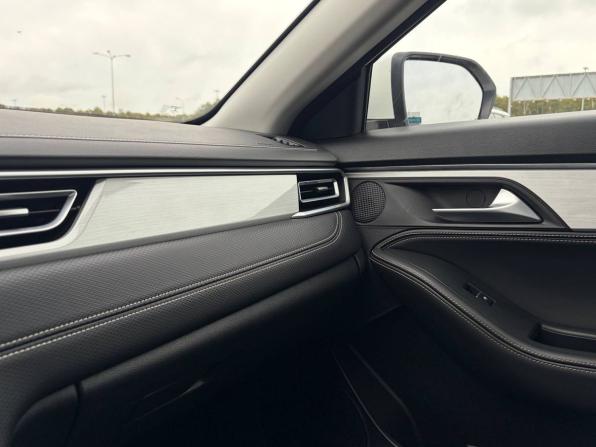 JAC J7 I с пробегом 2023 года, цена 1 125 000 рублей, 82000 км, лифтбек, Автокод Объявления