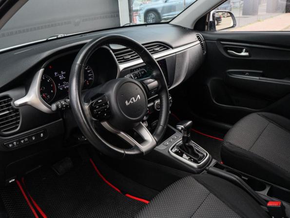 Kia Rio IV Рестайлинг с пробегом 2021 года, цена 1 550 000 рублей, 92732 км, хэтчбек, Автокод Объявления