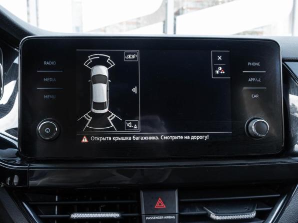 Volkswagen Polo VI с пробегом 2022 года, цена 1 605 000 рублей, 125344 км, лифтбек, Автокод Объявления