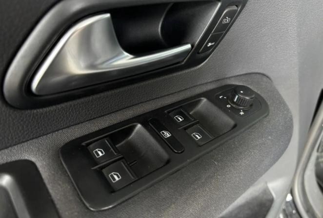 Volkswagen Amarok I с пробегом 2013 года, цена 2 100 000 рублей, 212182 км, offers.body_type.unknown, Автокод Объявления