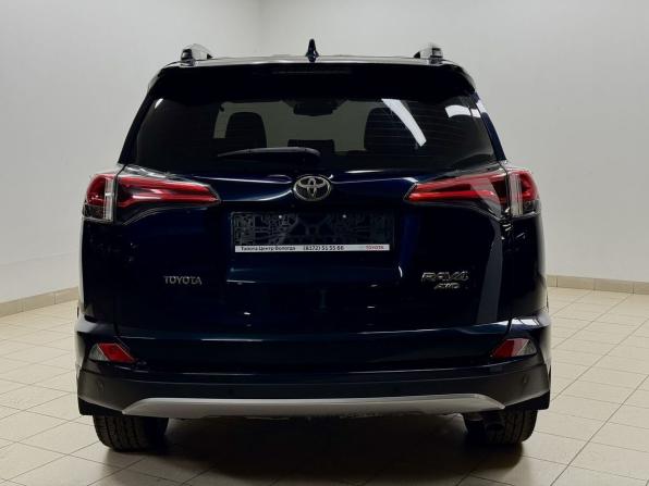 Toyota RAV4 IV (XA40) Рестайлинг с пробегом 2018 года, цена 2 760 000 рублей, 138000 км, внедорожник, Автокод Объявления