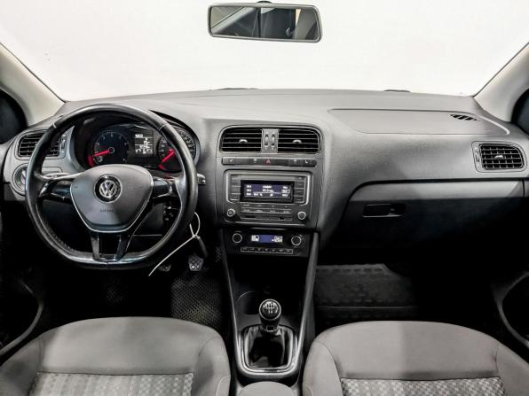 Volkswagen Polo V Рестайлинг с пробегом 2016 года, цена 1 100 000 рублей, 97701 км, седан, Автокод Объявления