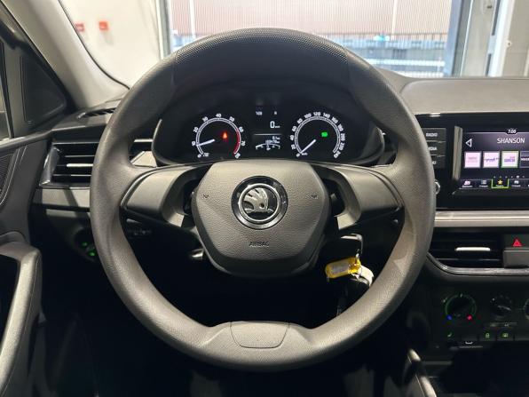 Skoda Rapid II с пробегом 2021 года, цена 1 420 000 рублей, 133478 км, лифтбек, Автокод Объявления