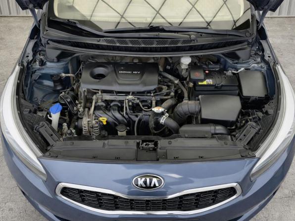 Kia Ceed II Рестайлинг с пробегом 2017 года, цена 1 197 000 рублей, 126925 км, хэтчбек, Автокод Объявления