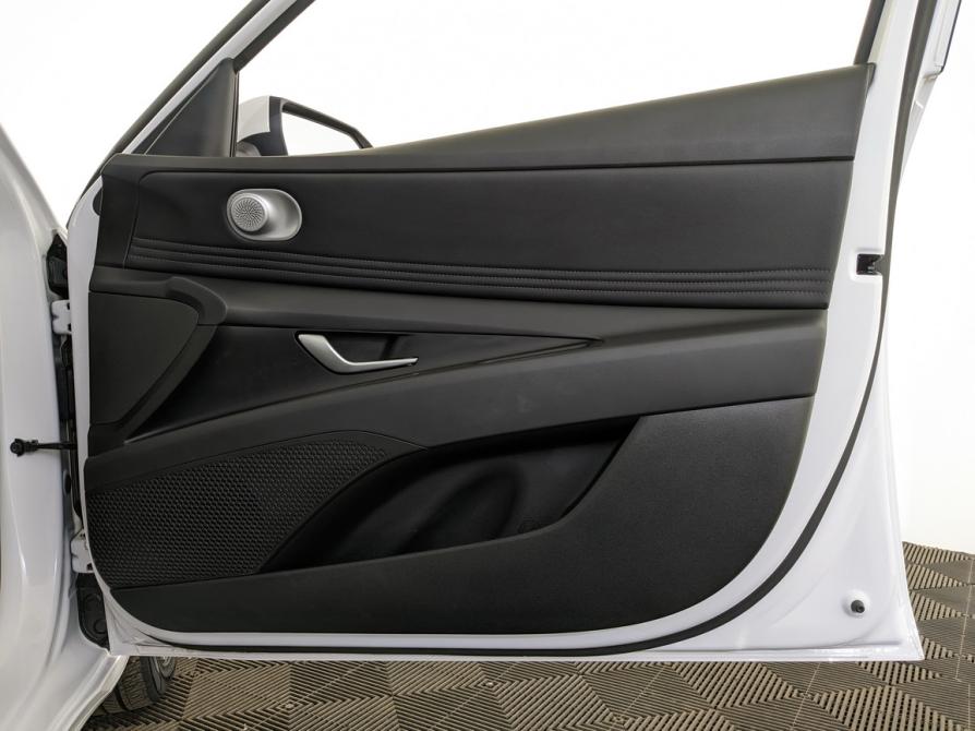 Hyundai Elantra VII (CN7) Рестайлинг Москва  - изображение 25