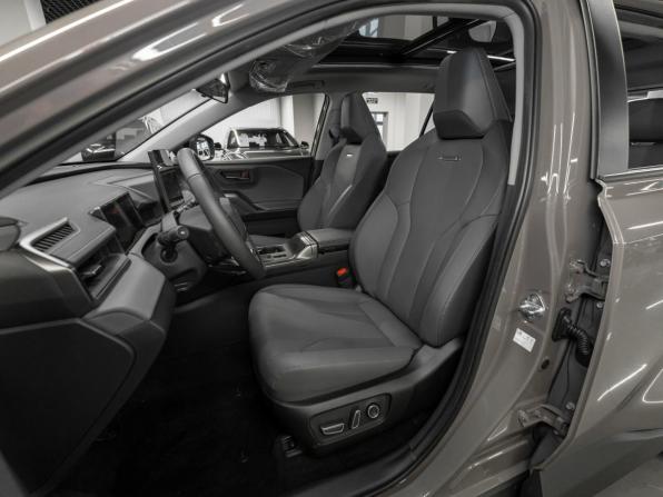 Toyota RAV4 VI (XA60) с пробегом 2026 года, цена 4 300 000 рублей, 26 км, внедорожник, Автокод Объявления