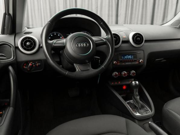 Audi A1 I (8X) с пробегом 2012 года, цена 1 080 000 рублей, 118968 км, хэтчбек, Автокод Объявления