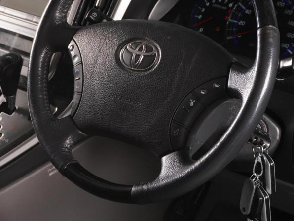 Toyota Alphard I с пробегом 2005 года, цена 2 025 000 рублей, 182397 км, минивэн, Автокод Объявления
