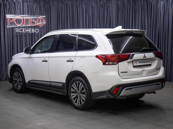 Mitsubishi Outlander III Рестайлинг 3 с пробегом 2018 года, цена 2 349 000 рублей, 91000 км, внедорожник, Автокод Объявления