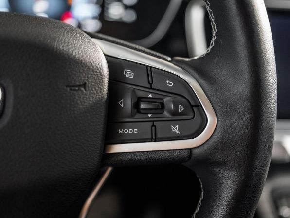 Geely Atlas Pro с пробегом 2022 года, цена 2 045 500 рублей, 48408 км, внедорожник, Автокод Объявления