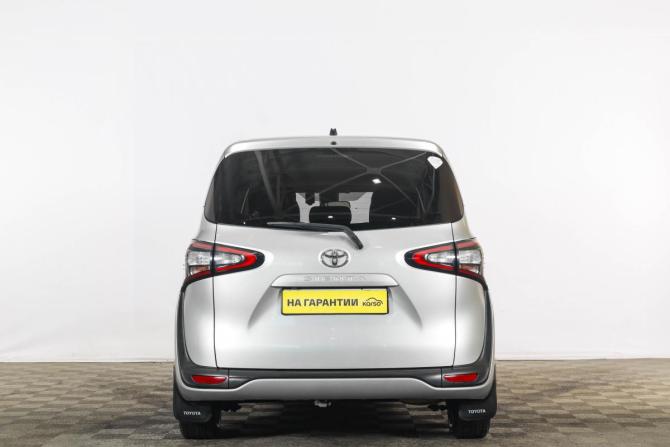 Toyota Sienta II с пробегом 2016 года, цена 1 469 000 рублей, 102000 км, компактвэн, Автокод Объявления