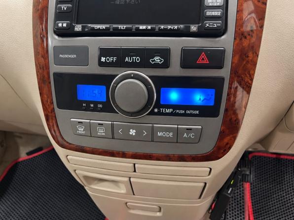 Toyota Ipsum II (M20) с пробегом 2001 года, цена 729 500 рублей, 350000 км, минивэн, Автокод Объявления