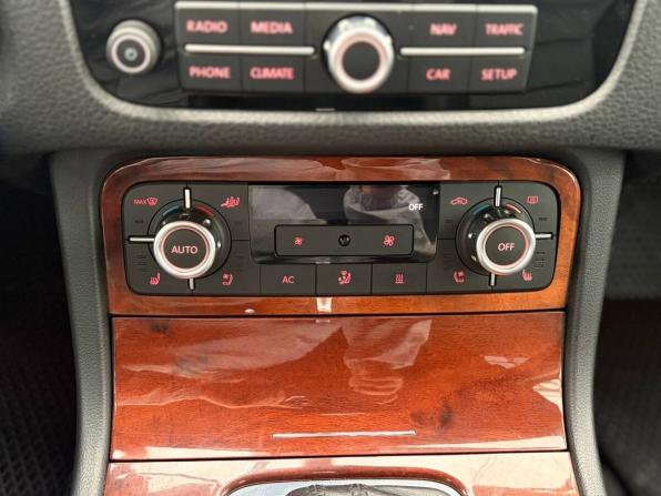 Volkswagen Touareg II с пробегом 2011 года, цена 1 345 000 рублей, 541000 км, внедорожник, Автокод Объявления