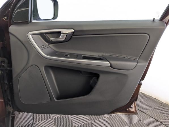 Volvo XC60 I Рестайлинг с пробегом 2015 года, цена 2 450 000 рублей, 118163 км, внедорожник, Автокод Объявления